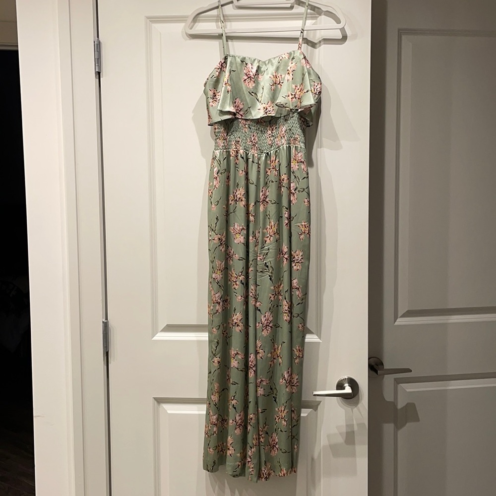 Sleeveless satin floral romper
